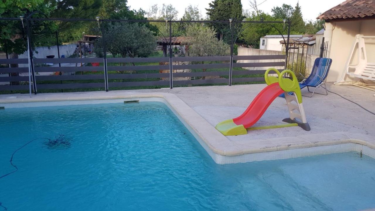 Charmante Maison Climatisee Vedene - Avignon Avec Piscine Esterno foto