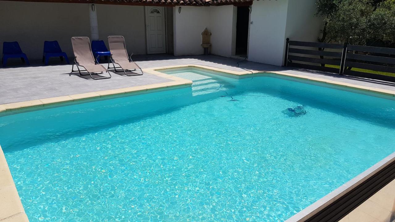 Charmante Maison Climatisee Vedene - Avignon Avec Piscine Esterno foto